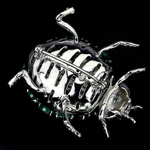 Smaragd Käfer Brosche aus weißvergoldetem Silber - INARA