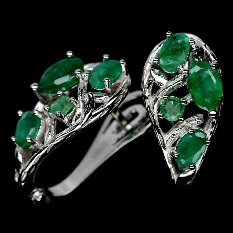 Smaragd Ohrringe aus weißvergoldetem Silber - INARA