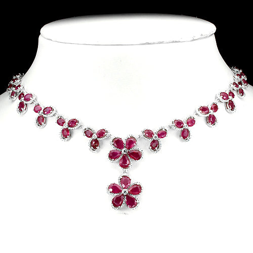 Rubin Blumen Collier aus weißvergoldetem Silber - INARA