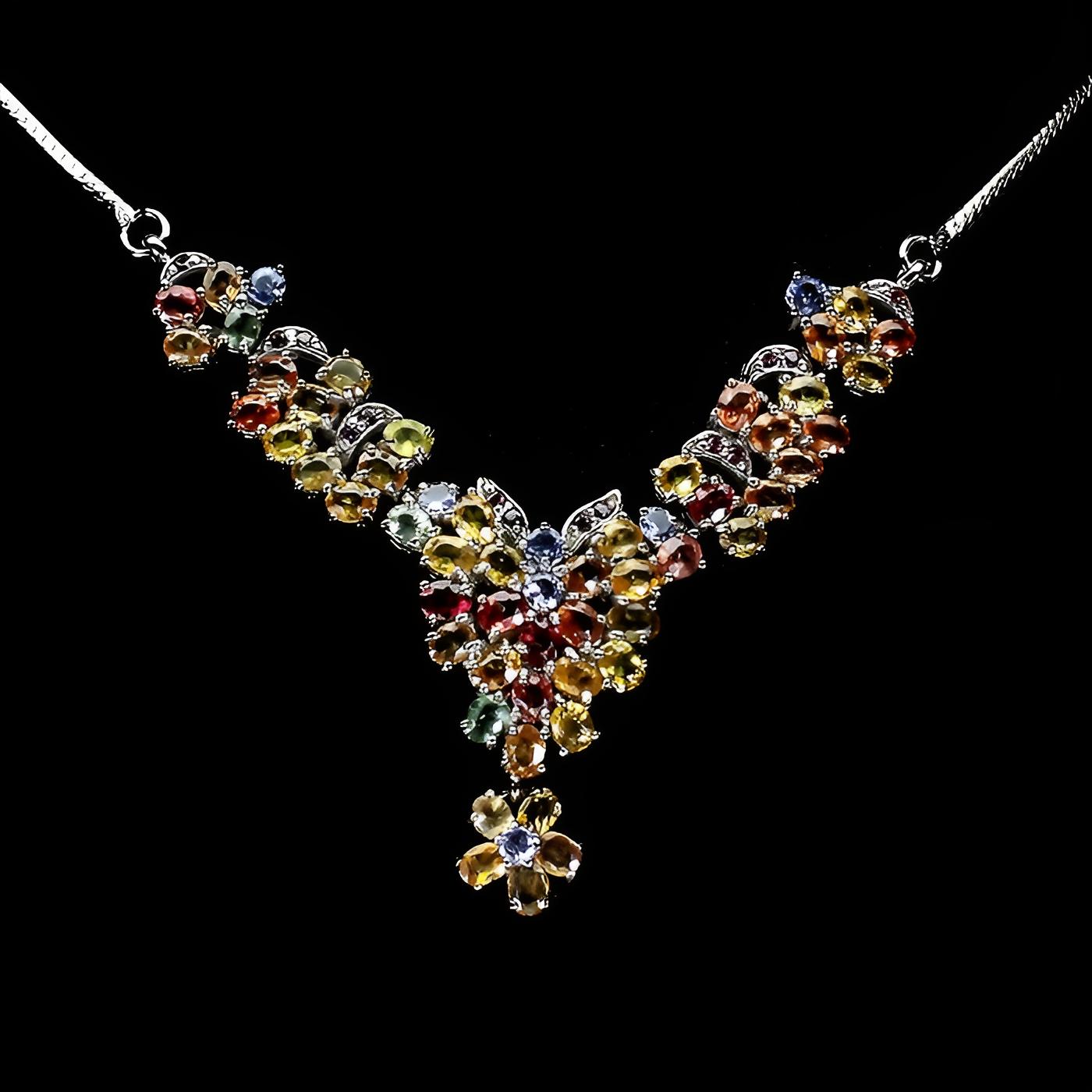 Saphir Rhodolit Tansanit Collier aus weißvergoldetem Silber - INARA