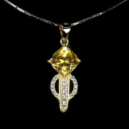 Goldberyll Anhänger mit Halskette