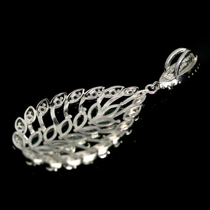 Smaragd Anhänger aus weißvergoldetem Silber - INARA