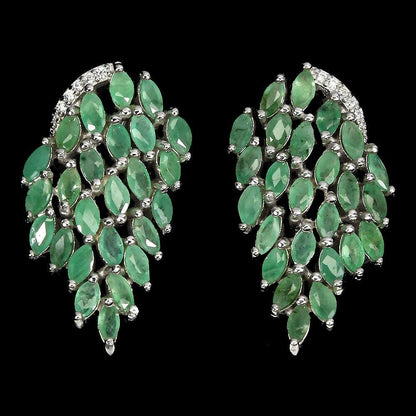 Smaragd Ohrringe aus weißvergoldetem Silber - INARA