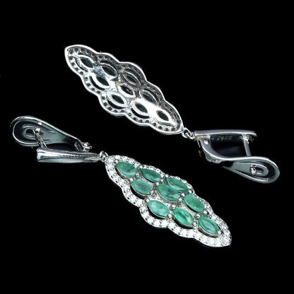 Smaragd Ohrringe aus weißvergoldetem Silber - INARA