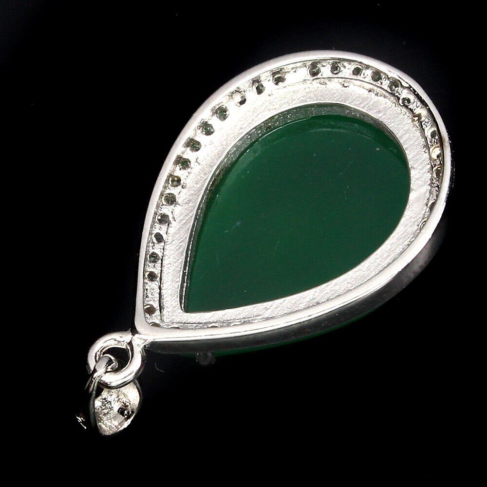 Achat Cabochon Anhänger aus weißvergoldetem Silber - INARA