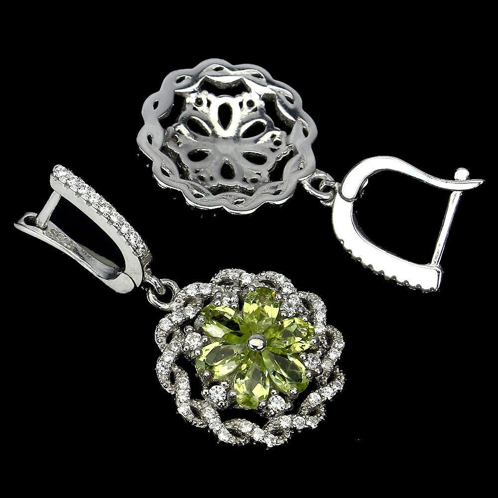 Peridot Ohrringe aus weißvergoldetem Silber - INARA