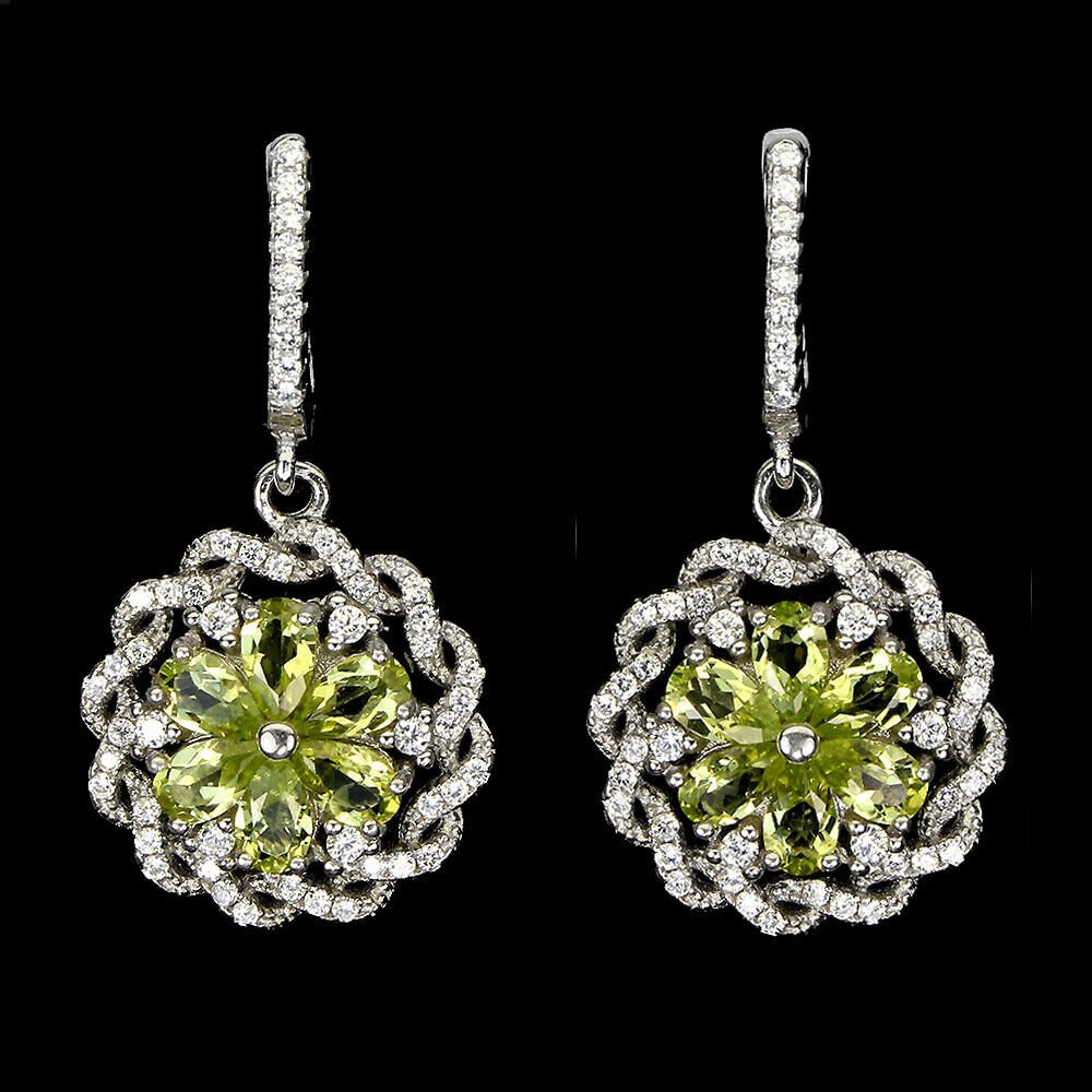 Peridot Ohrringe aus weißvergoldetem Silber - INARA