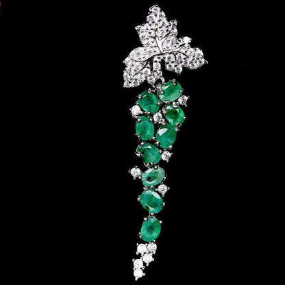 Smaragd Anhänger aus weißvergoldetem Silber - INARA